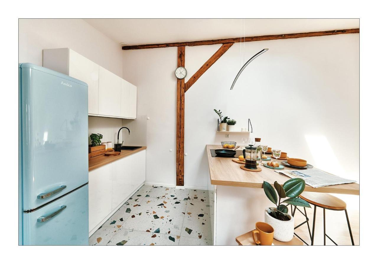 Sunny Apartment At The Heart Of Old Town Краків Екстер'єр фото